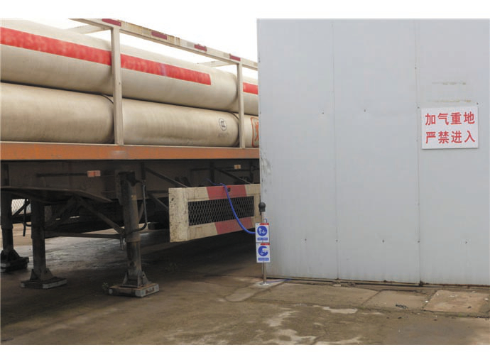 河南人体静电释放仪加气现场